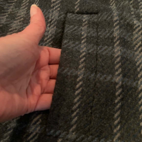 Talbots Charcoal & Blue Plaid Wool
Blend Coat Jacket Women’s Size 22W - Picture 4 of 12